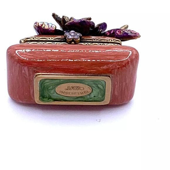 NEW Jay Strongwater "Miranda" Oleander Box 
5050 - Picture 6 of 9